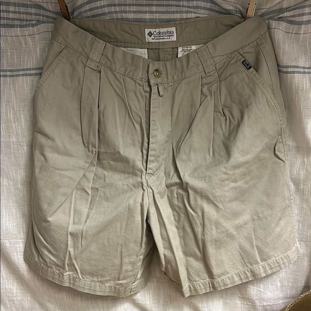 Columbia Tan Flat Front Relaxed Fit Shorts
